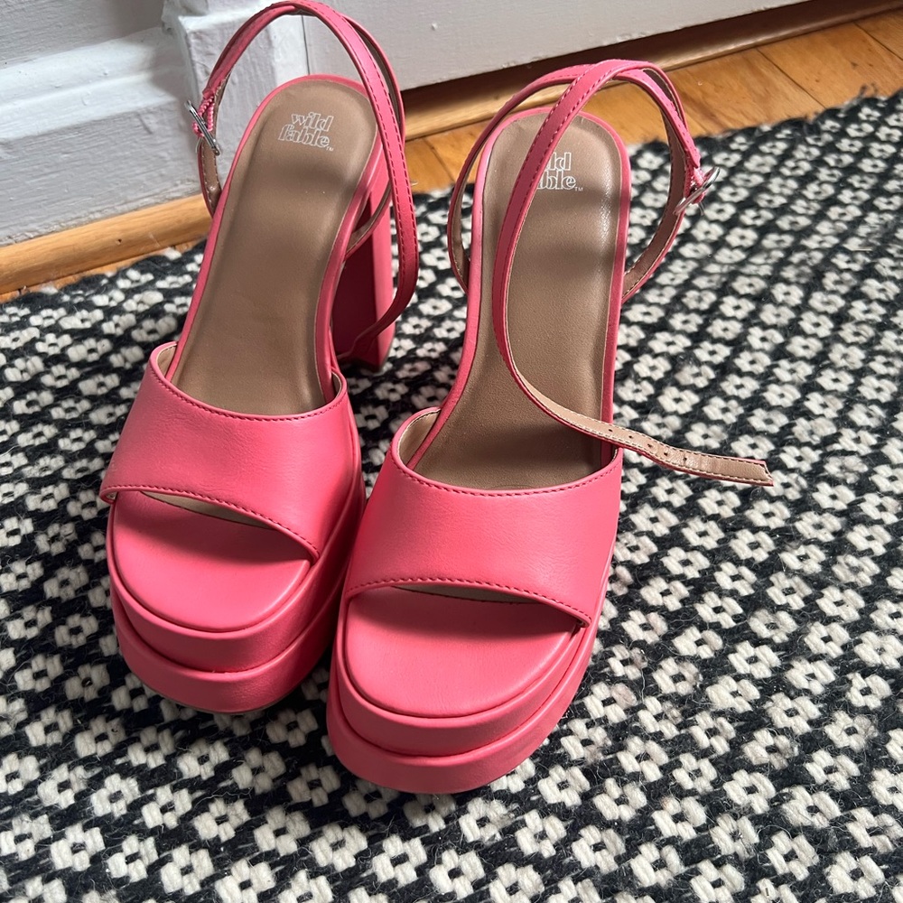 Wild Fable Bright Pink Platform Heels